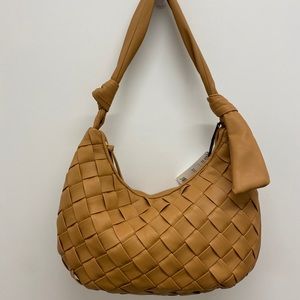Mango Woven Hobo